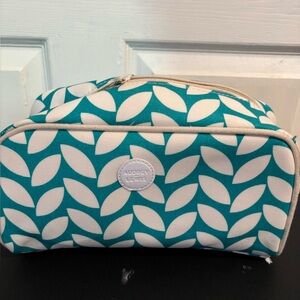 Audrey and Lewis Australia Cosmetic Bag